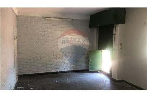 Alquilo Salón Comercial en Esquina -B° San Vicente
