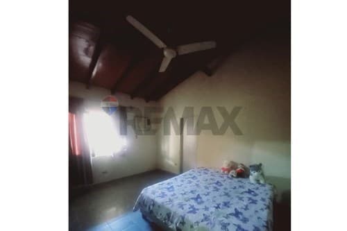 Interesante!!! Casa venta Luque — foto 3