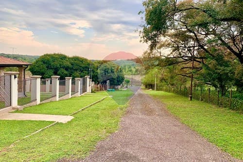 Exclusiva propiedad en venta zona itacurubi