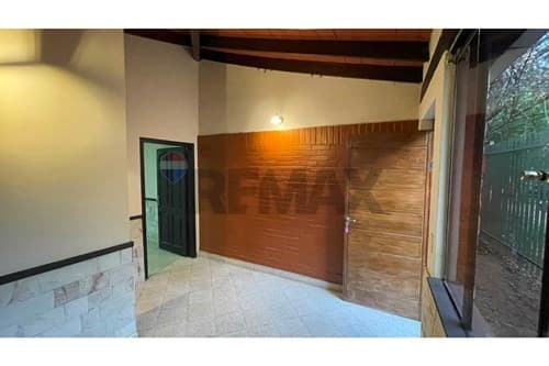 Casa 3hab. Con piscina en Ñemby, foto 3