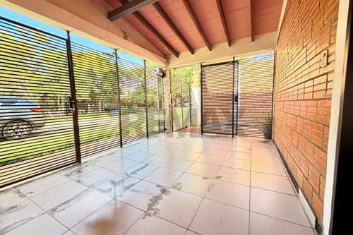 Oportunidad de compra, limpio barrio santa lucia — foto 2