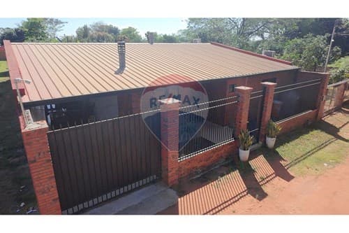 Casa en Alquiler en Areguá con Piscina, foto 3