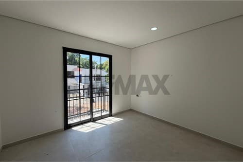 Duplex a Estrenar zona Yacht - Lambare — foto 4