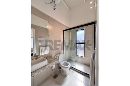 Casa en Venta – Barrio Jardines de Loma Merlo, foto 3