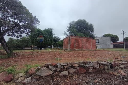 En venta terreno en lambare bo san roque
