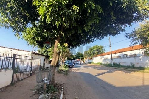 Terreno con casa a demoler, lambare — foto 4