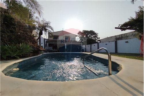 En venta amplia residencia en Fernando de la Mora — foto 3