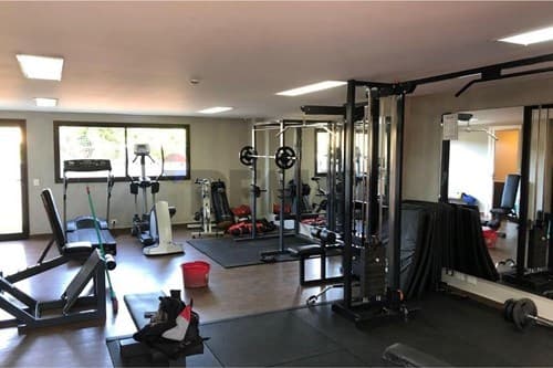 Departamento en condominio moravia con renta — foto 3