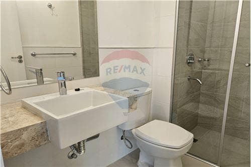 Gran oportunidad en edif. Alemania: 1 hab + 1 coch — foto 3