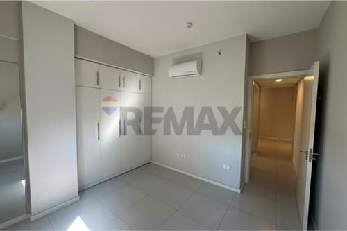 DEPARTAMENTO A pasos de Mcál López, foto 5