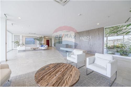 3 habitaciones + servicio en pueblo del rio