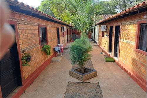 Casa con monoambientes — foto 2
