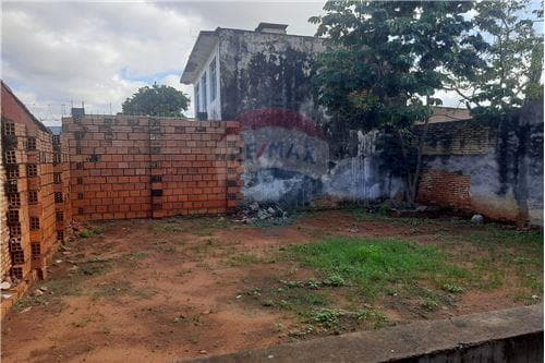 Terreno con construcción a terminar – B° Obrero — foto 5