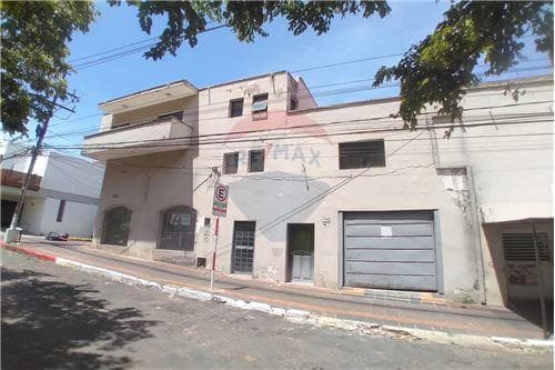 Propiedad en esquina