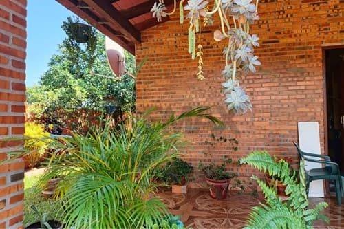 Amplia casa en capiata — foto 5