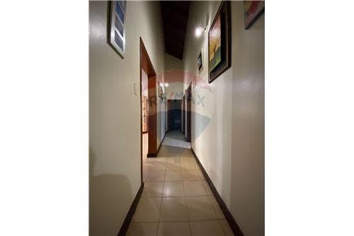 De casa en pleno centro de encarnacion, foto 2