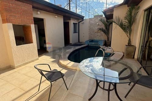 ¡Casa moderna con piscina en Recoleta, Asunción! — foto 4