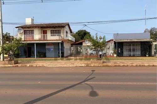 "Casa y Local en Don Bosco: Inversión Ideal"
