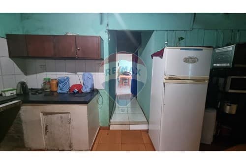 Vendo amplia casa en CDE