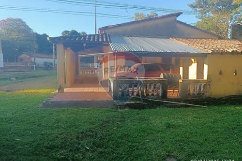 Casa sobre Avenida San Antonio, Centro — foto 2