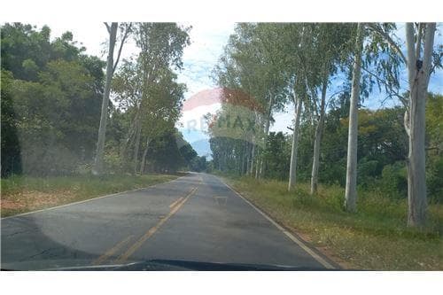 "Terreno Residencial 360m² en Takuruty, Villeta"