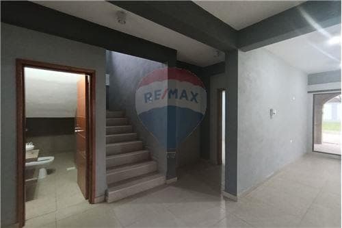 Exclusiva propiedad en el centro de villeta, foto 4