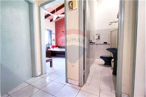 Duplex de 3 dormitorios en Lambaré — foto 4