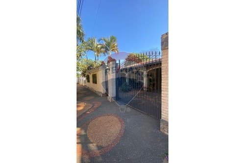 Casa en Luque — foto 2