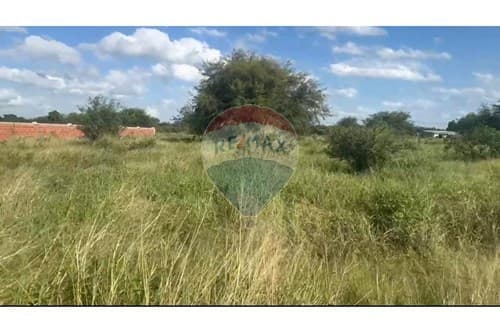 Venta de terreno en Forestal Str