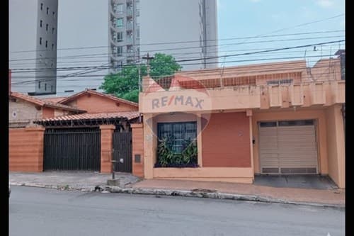Casa de Dos Plantas en Venta - Barrio Pettirossi — foto 3