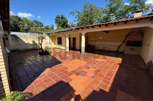Oportunidad en Barrio Santa Maria, foto 3