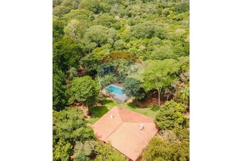 Casa quinta en aregua — foto 2