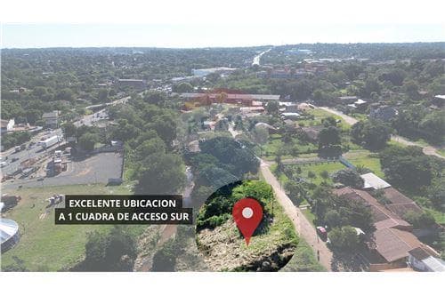 Terreno a una cuadra de acceso sur