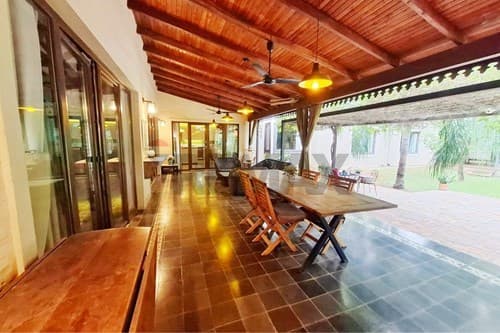 Vendo casa en Luque con estilo campestre