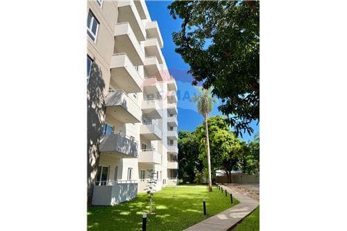 Dpto. De 2 dorm. Zona los jardines. Luque — foto 4