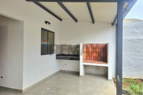 Duplex en 1 planta, 2 dorm. Con jardin en Luque, foto 1