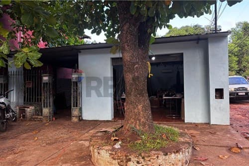 Se vende esquina tercer barrio Luque