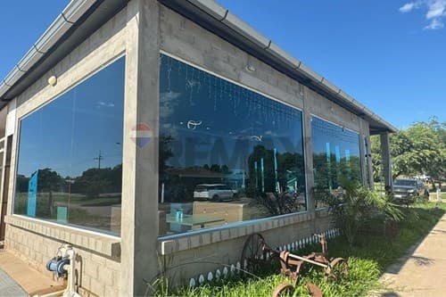 Local Comercial en Loma Plata, ¡Gran Inversión! — foto 3
