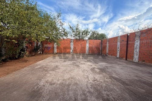 Oportunidad de compra, limpio barrio santa lucia