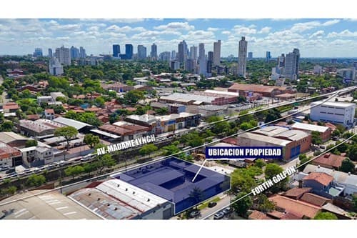 Depósito corporativo sobre Av. Madame Lynch — foto 2