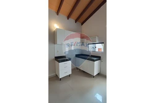CASA EN VENTA - Presidente Franco. Km 6 Monday — foto 3
