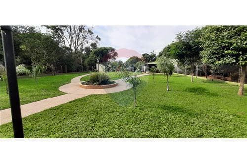 Propiedad en carmen del parana 1280m2 con quincho — foto 5