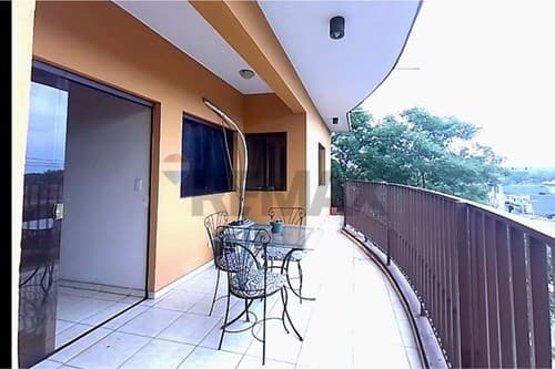 Edificio 4 pisos en Villa Elisa, zona comercial — foto 5