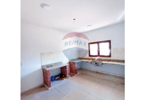 Casa en limpio zona abasto norte — foto 3