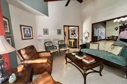 Residencia de lujo totalmente amoblada en Luque
