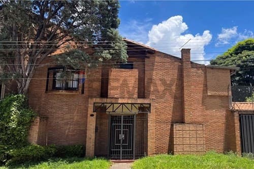 Casa en esquina frente al CURDA rugby — foto 1