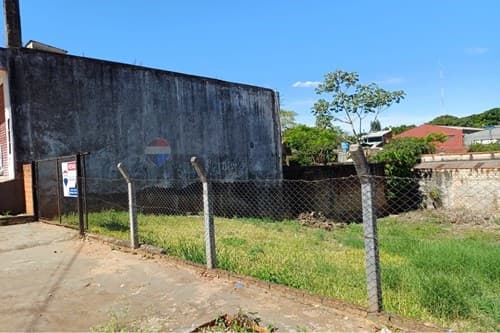 ¡Terreno Ideal en CDE: 361m² de Oportunidad Única! — foto 2