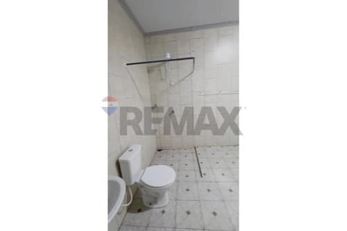 Casa en Alquiler – Osterwick, Loma Plata, foto 3