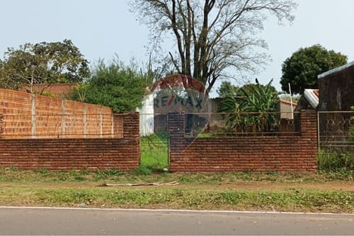 Terreno en cuarto barrio Luque 12x35 !!! — foto 5