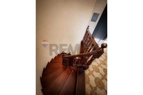 En venta importante propiedad en barrio mburicao, foto 3
